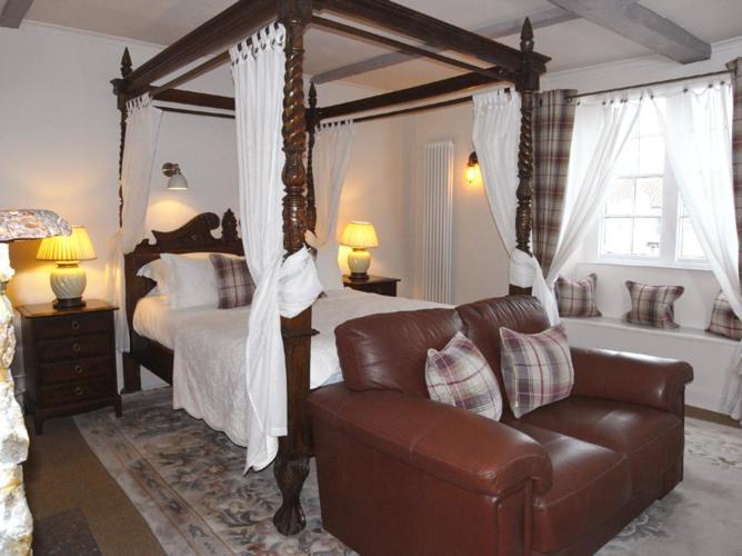 The George At Nunney Hotel Exterior photo